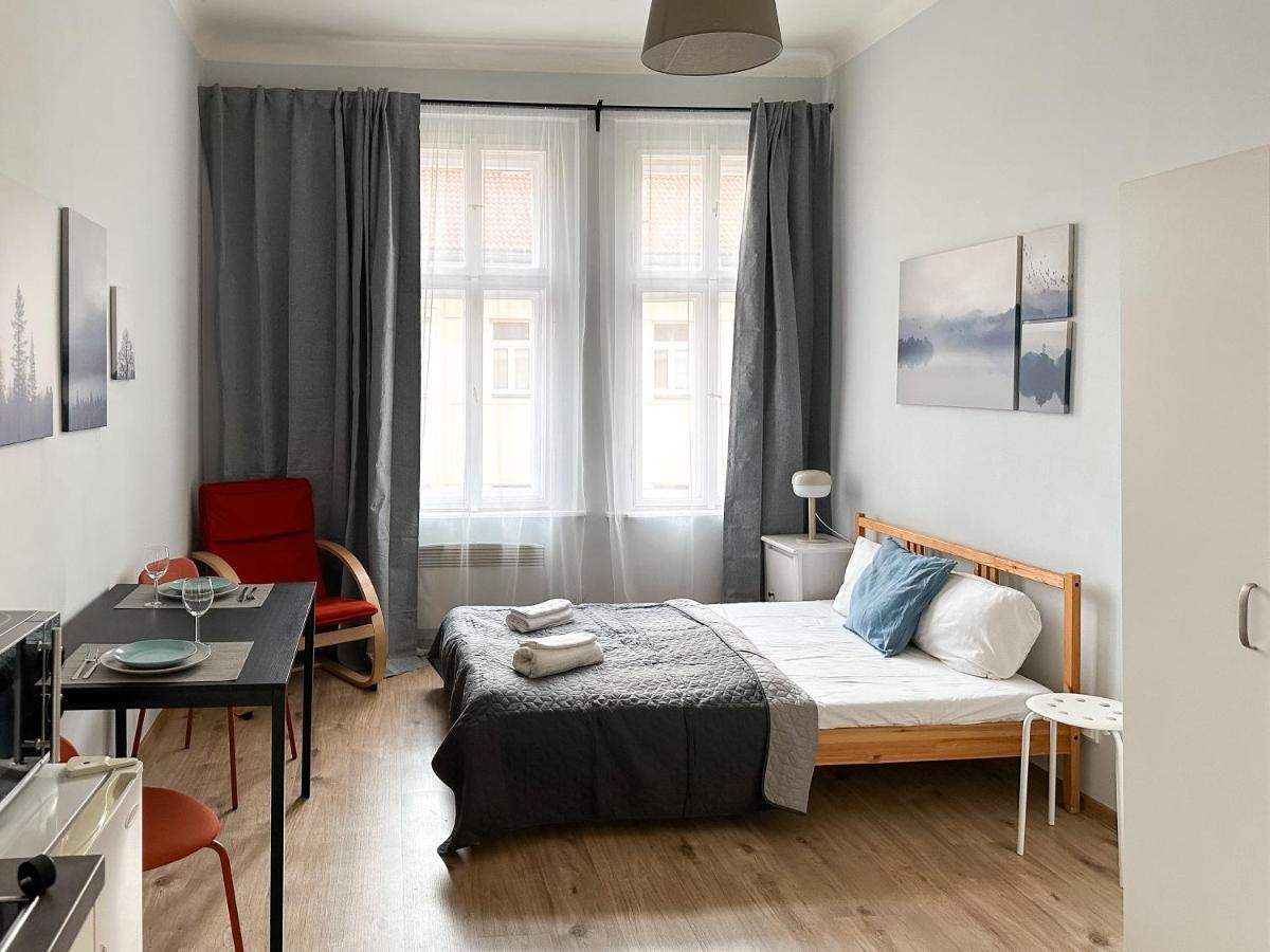 Elso Apartments Прага Екстер'єр фото